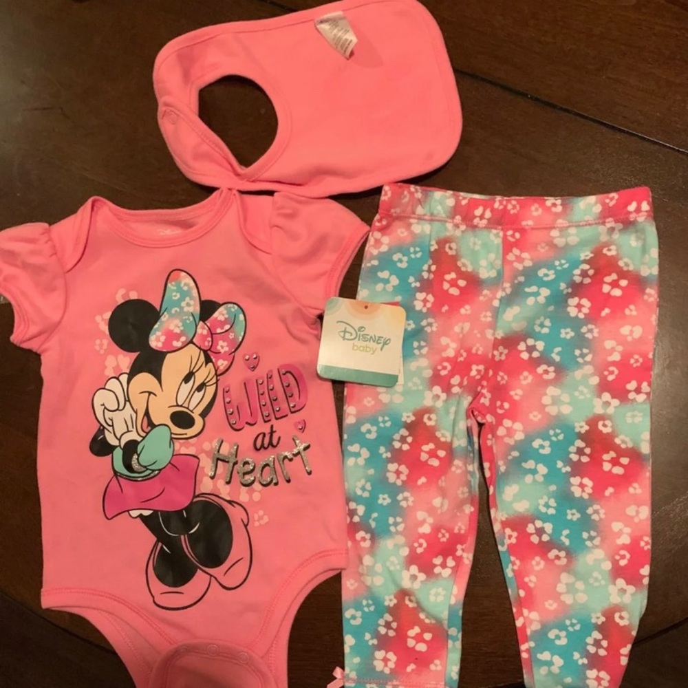 NWT Disney Minnie Mouse Set (3pc)